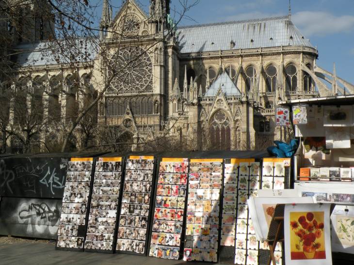  photos noir et blanc et en couleur (bouquiniste des quais)